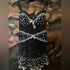 NWT! “VICTORIA’S SECRET” Polkadot Corset!